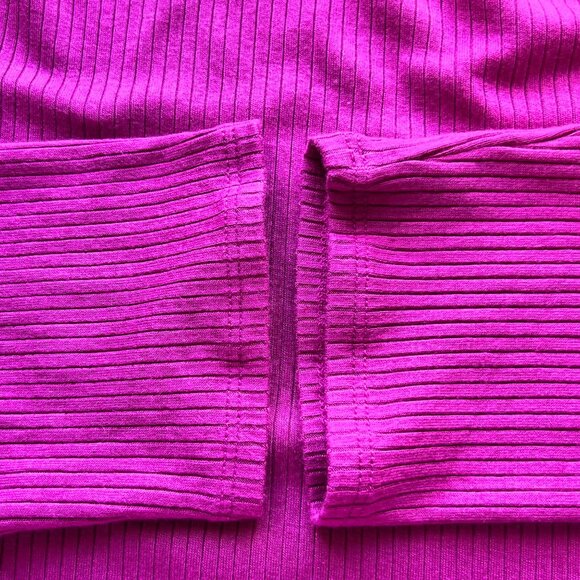 Cyrus Fuchsia Ribbed Long-Sleeve Top w/ Cutout Details Womens Size XL - Picture 3 of 5